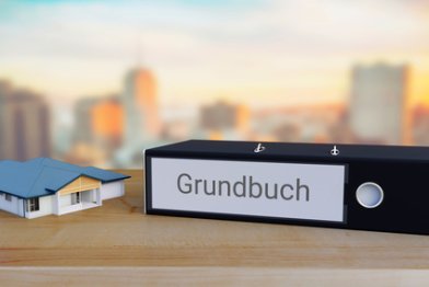 Bei einer Buchgrundschuld muss der Grundbucheintrag geändert werden Bei einer Buchgrundschuld muss der Grundbucheintrag geändert werden